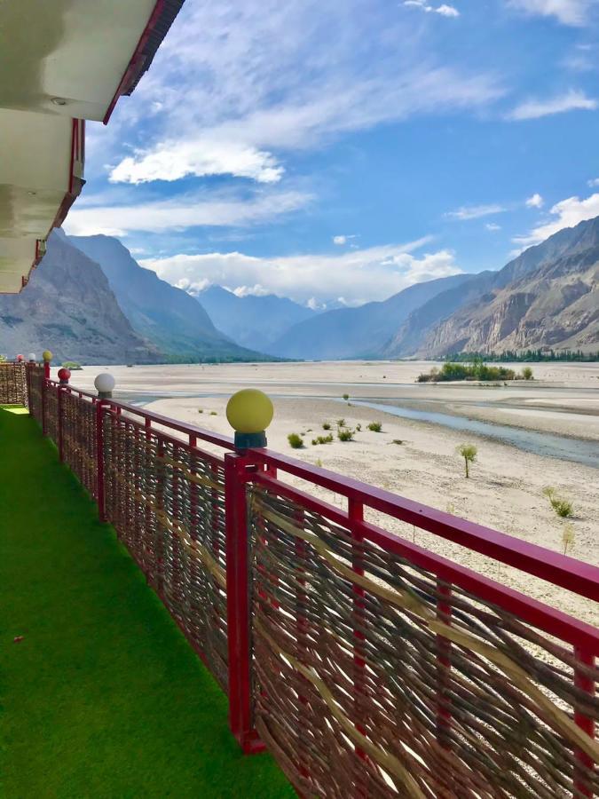 Geyari Resort Khaplu Экстерьер фото